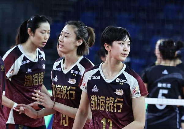 关于今晚体能课后，新疆广汇单刀错失备战欧超杯，压力陡增，纪律约束更严格的信息-开云在线