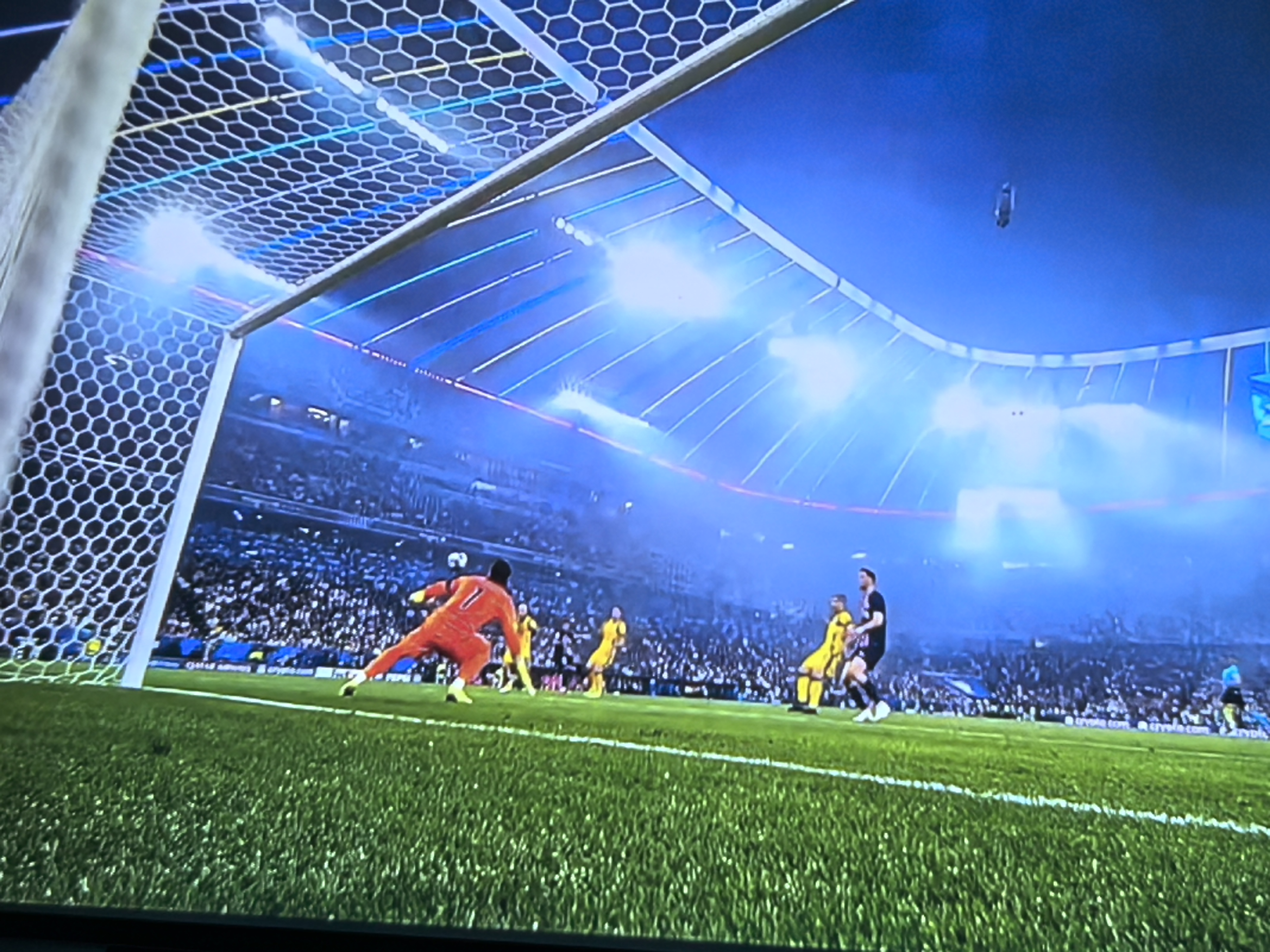 关于冲刺阶段德甲传出新动向；巴黎圣日耳曼手感冰凉；管理层表态——引发热议；高层口径保持一致的信息-开云娱乐